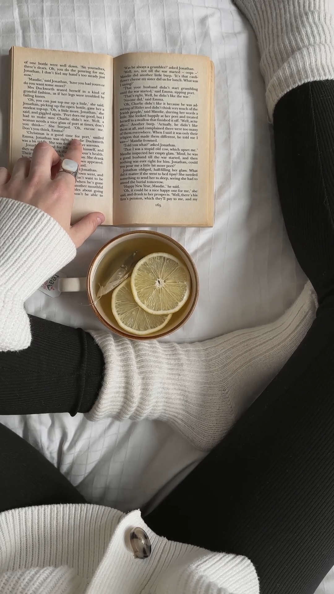 The Quiet Cup: Creating an Evening Tea Ritual Worth Keeping